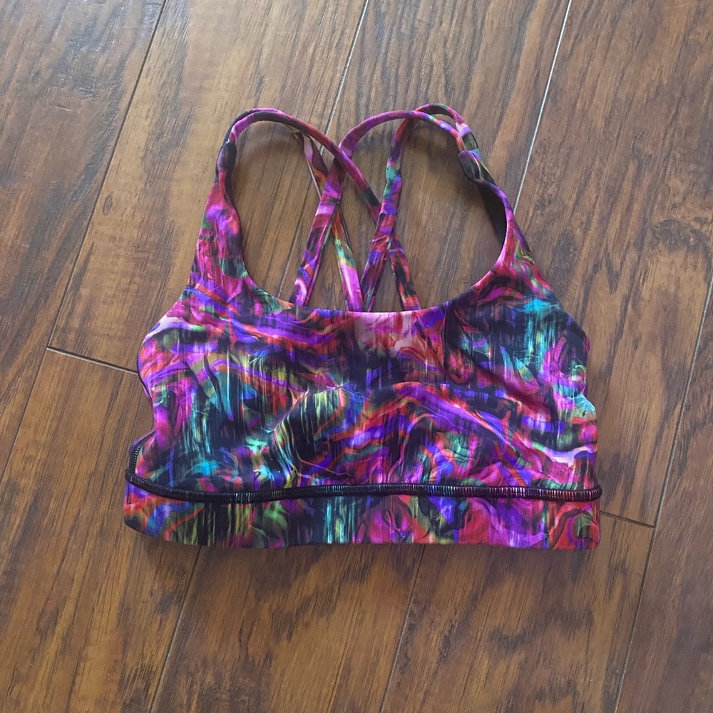 Lululemon sports bra